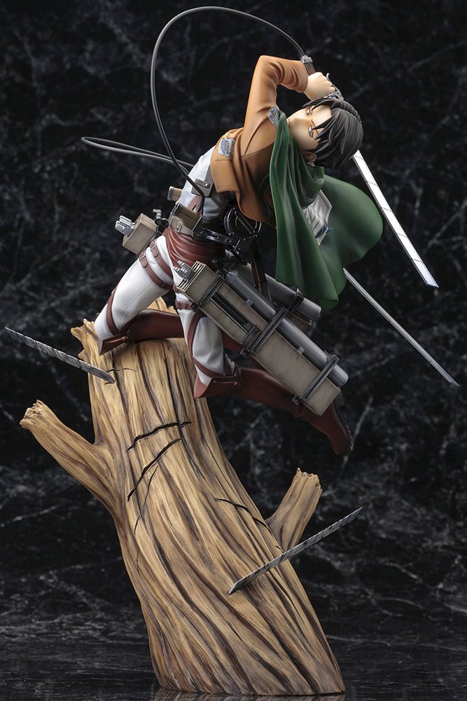 Attack on Titan Levi Renewal Package ver. 1/8 Complete Figure - Cozy Manga