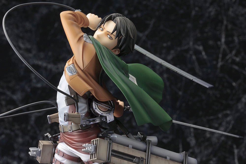 Attack on Titan Levi Renewal Package ver. 1/8 Complete Figure - Cozy Manga